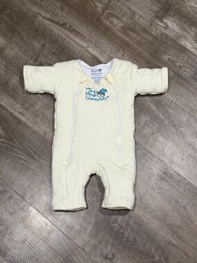 Baby Merlin's Magic Sleepsuit.  Ivory White Size Small 3-6 Months Old 12-18 Lbs